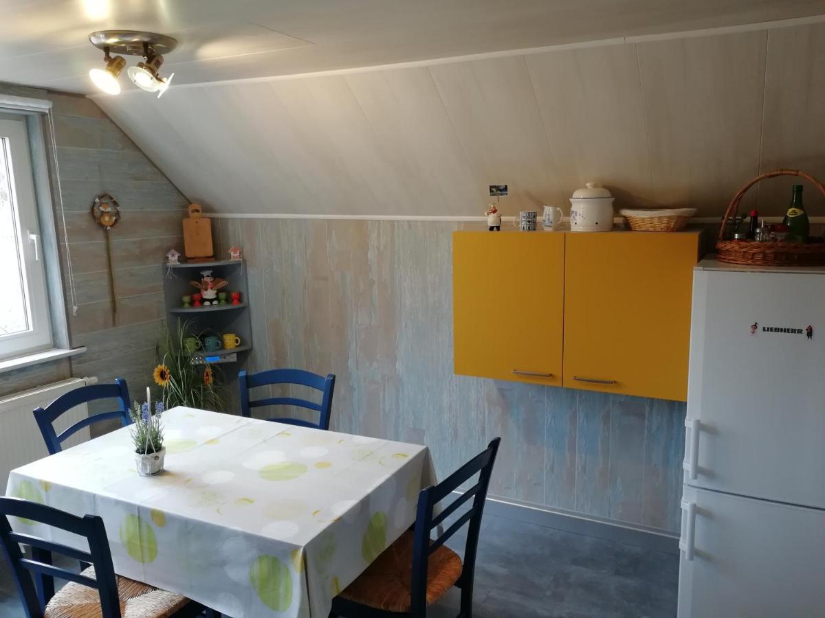 Ferienwohnung Bauer Alter Hammer Шмидефелд ам Ренщайг Екстериор снимка